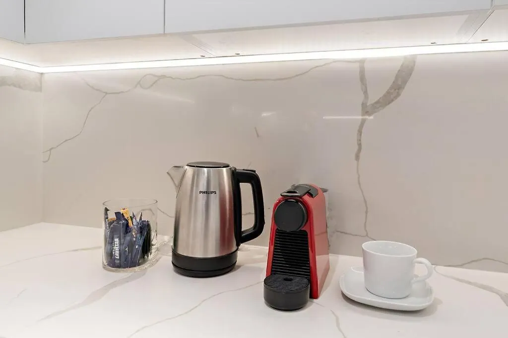 Apartment First Class 3Br Stylish Sanctuary Dubai